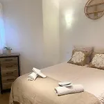 La Petite Vernoelle