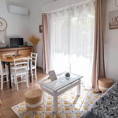 Holiday home La Petite Vernoelle Premilhat